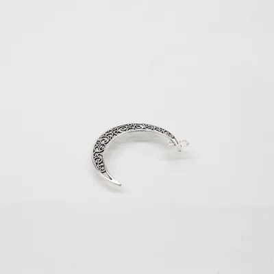 Hänge (Silverfärgad) Okänd metall