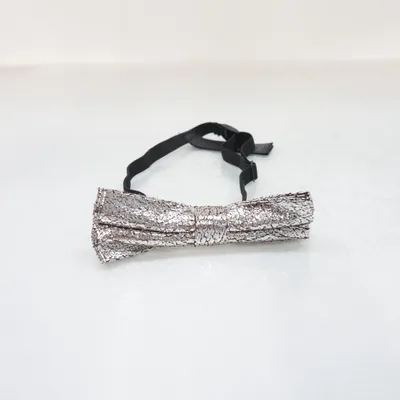 Fluga (Silverfärgad) från H&M