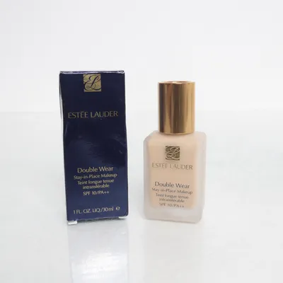 Foundation (Double Wear Makeup 1W1 Bone) from Estée Lauder