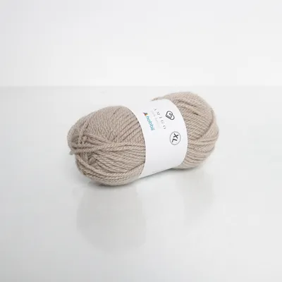 Garn (Beige) från Hobbii