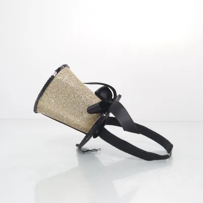 Costume accessories (Black, Gold)