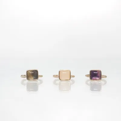 Ring (Guldfärgad) Okänd metall