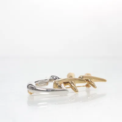 Brosch (Guldfärgad, Silverfärgad) Okänd metall