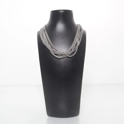 Halsband (Silverfärgad) från Edblad Okänd metall