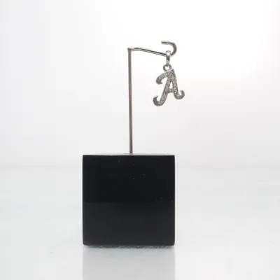 Hänge (Silverfärgad, Vit) Okänd metall