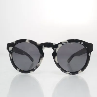 Solglasögon (Svart) från Nividas