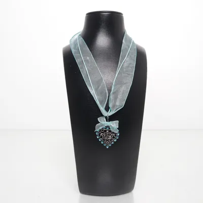 Ketting (Blauw, Zilver) Onbekend materiaal