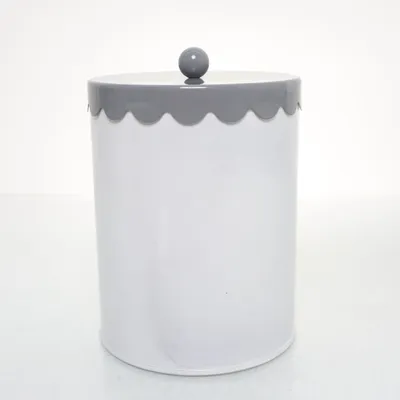 Can (White, Gray) from Ernsting's Family
