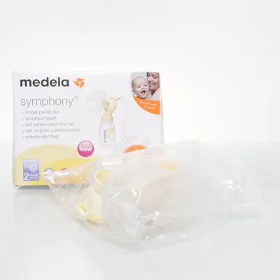 Breast pump (Yellow, White) from Medela