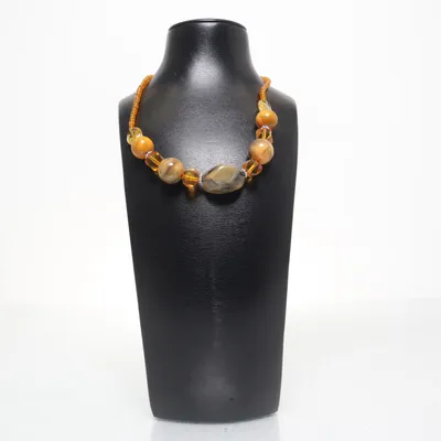 Halsband (Orange) från Mango Okänd metall