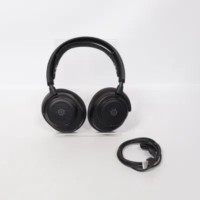 Headphones (Arctis) from Steelseries