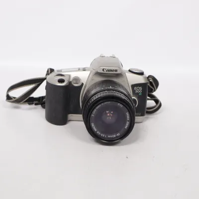 Analog systemkamera (EOS500) från Canon