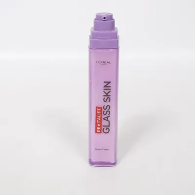 Ansiktskräm (Revitalift Glass Skin) från L'oreal