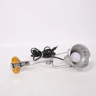 Bordslampa (Silverfärgad) från IKEA