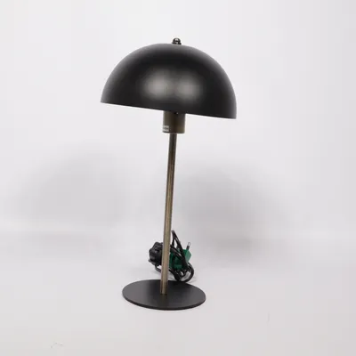 Bordslampa (Svart)