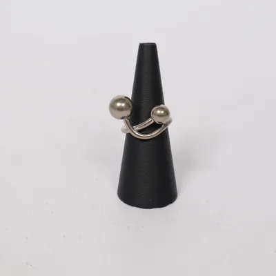 Ring (Silverfärgad) Okänd metall