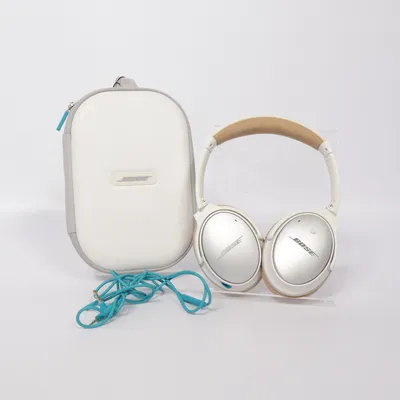 Hörlurar (Vit, Beige, Silverfärgad) från Bose