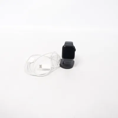 Smart watch (Black) from Apple