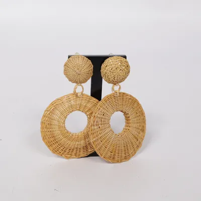 Clips-örhängen (Beige) från Ecco Plast