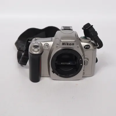 Digital kompaktkamera (IP55) från Nikon