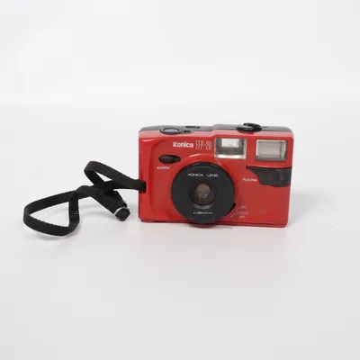 Analog compact camera (EFP-20) from Konica