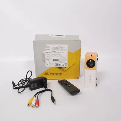 Projector (q1)