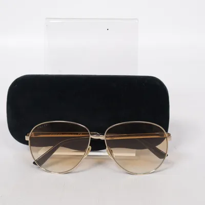 Solglasögon (GG0138S) från Gucci