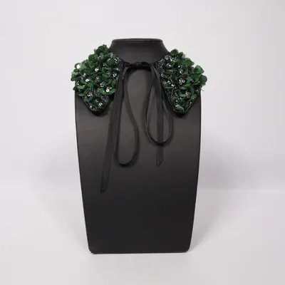 Halsband (Zwart, Groen, Meerkleurig) van Custommade