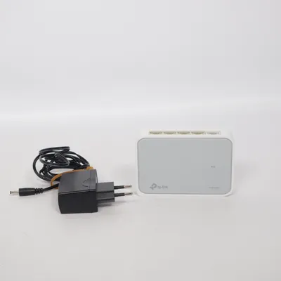 Nätverksswitch (TL-SF1005D) från TP-Link