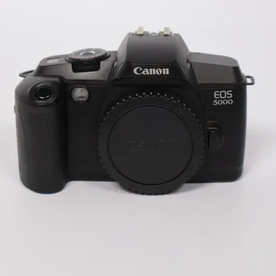 Analog systemkamera (EOS 5000) från Canon