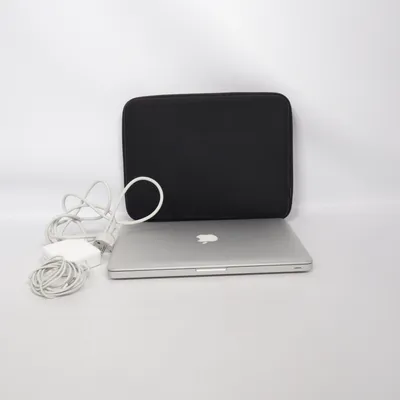 Laptop (Macbook Pro) från Apple
