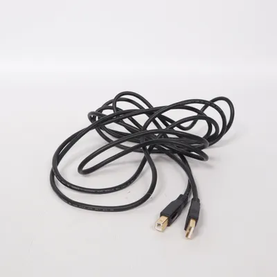 USB cable from Amazon Basics