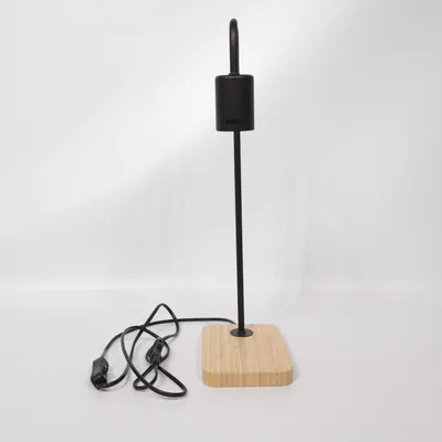 Bordlampe (B2055 TVARHAND) fra IKEA