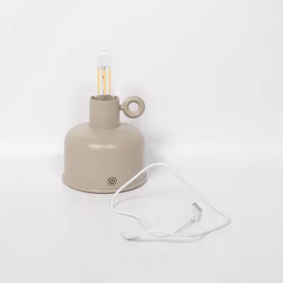 Bordslampa (Grå) från Markslöjd