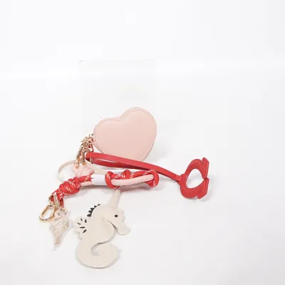 Porte-clés (Rose, Rouge, Beige) de Omega