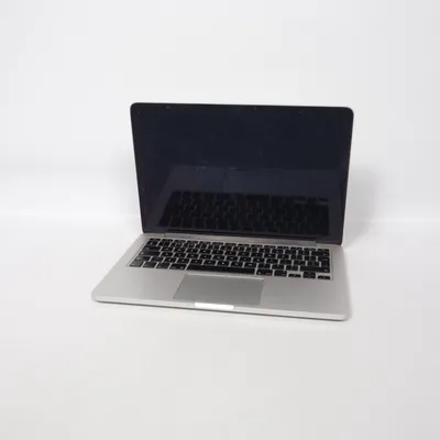 Laptop (MacBook Pro) från Apple