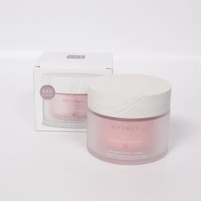 Body lotion (RITUAL OF SAKURA) från Rituals