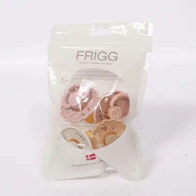 Napp (Natural Rubber Pacifier with name ”Alba”) från Frigg