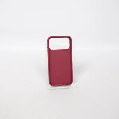 Phone case (Red) from Holdit