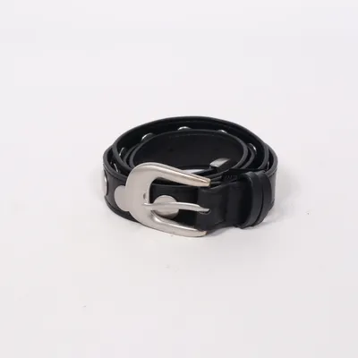 Bälte (Svart) från Weekday Skinnimitation