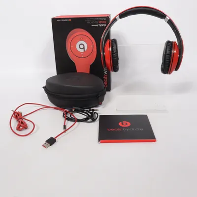 Hörlurar (Studio Wireless) från Beats by Dr. Dre