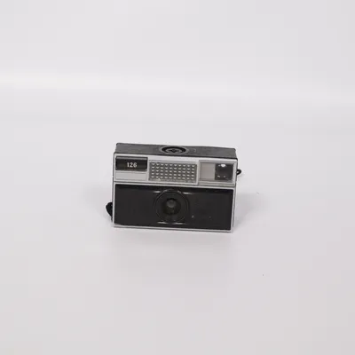 Analog kompaktkamera (AGFAMATIC 126) från Agfa