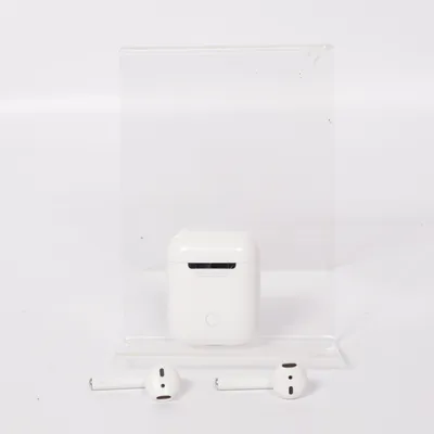 AirPods (White) from Apple