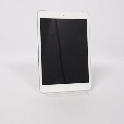 Tablet (White) from Apple