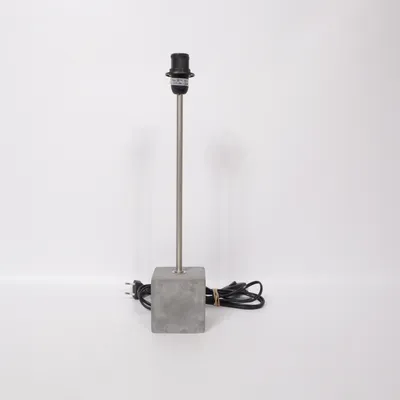 Table lamp (T03P3509) from Intertek