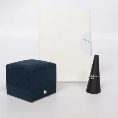 Ring (Guldfärgad) från Jonatan Dror Guld