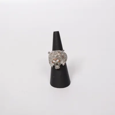 Ring (Silverfärgad) Okänd metall