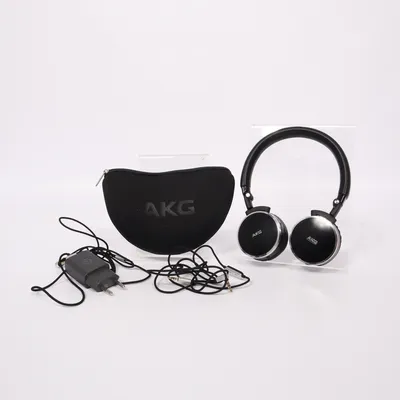 Hörlurar (N60) från AKG