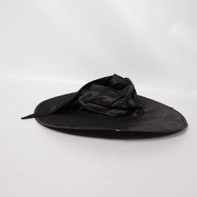 Costume accessories