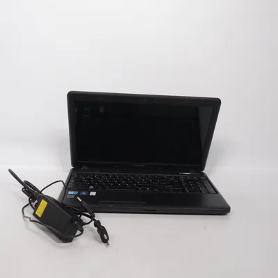 Laptop (Satellite C660-173) från Toshiba